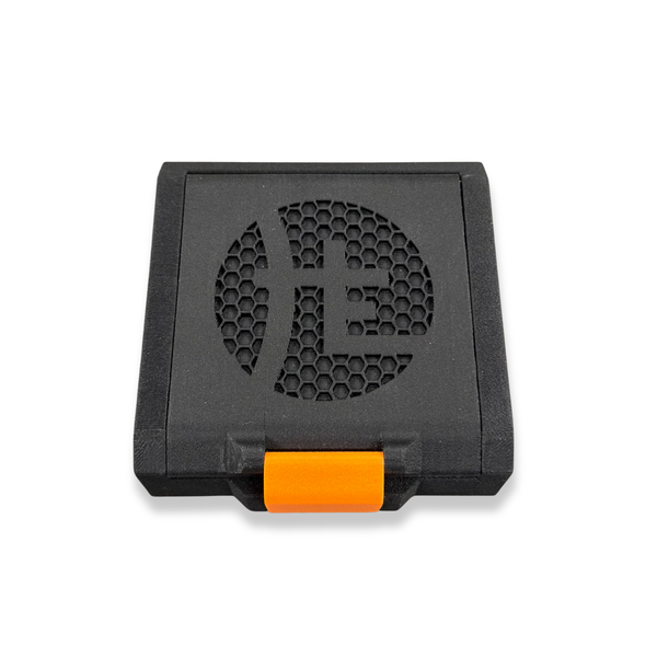 Cross Spikes™ Vault