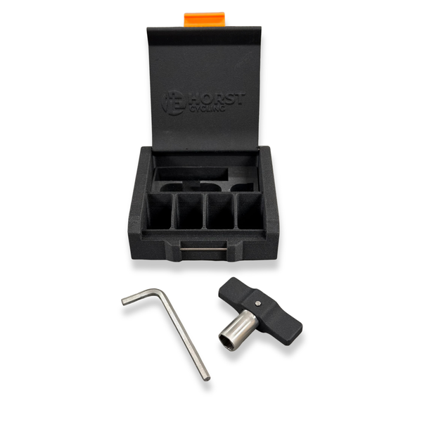 Cross Spikes™ Vault