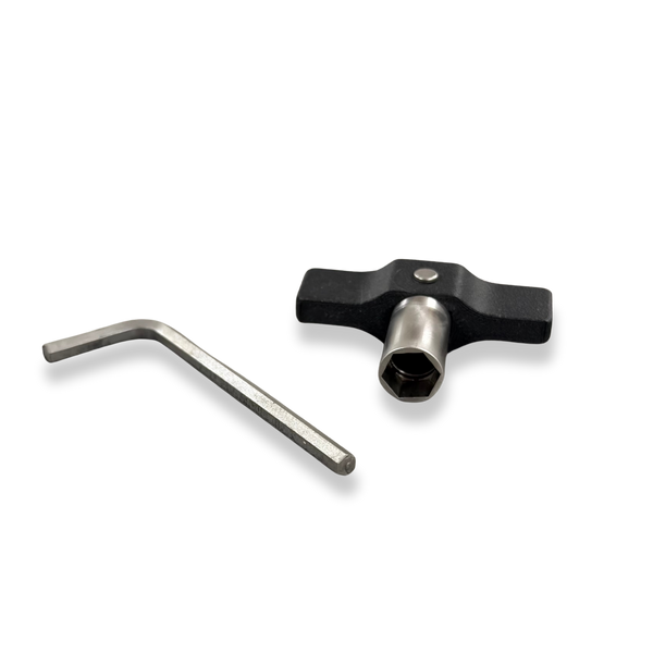 Cross Spikes™ Pro Vault Titanium